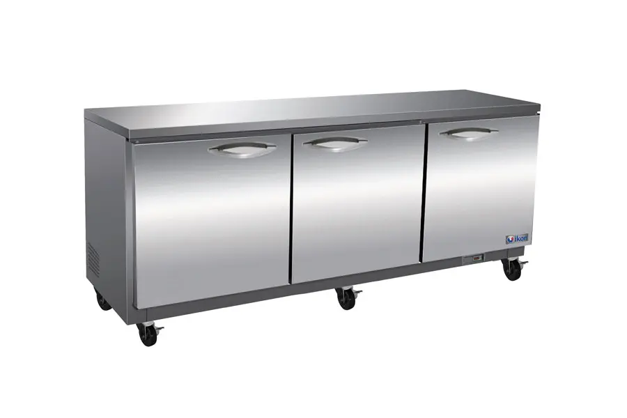 Mesa refrigerada 3 puertas en acero